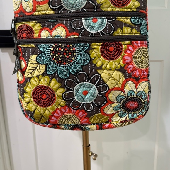 Vera Bradley Crossbody Bag Floral with Quilted Design With Packets - Picture 2 of 15